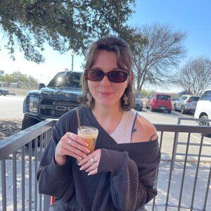 Meet your Posher, Bev